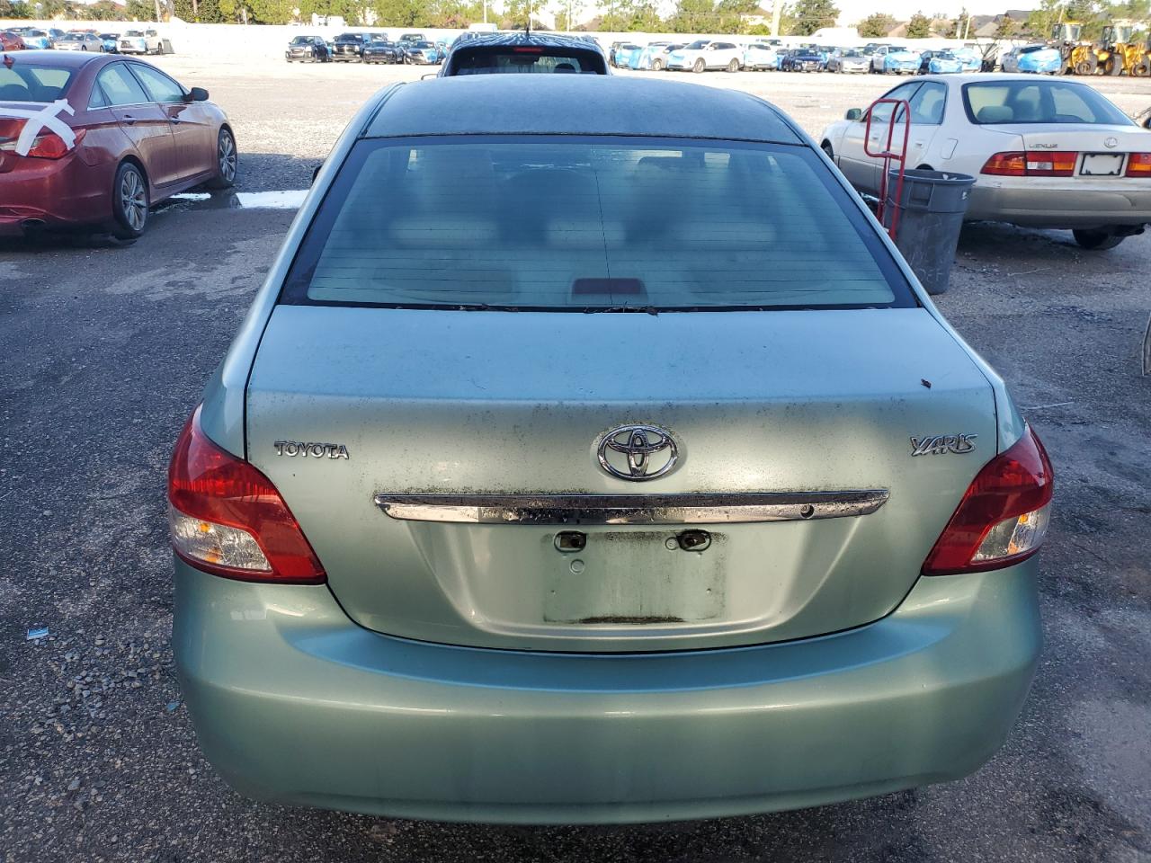 2009 Toyota Yaris VIN: JTDBT903094055956 Lot: 81415275