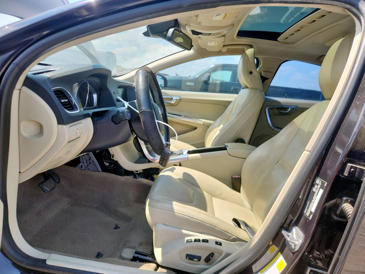 2014 Volvo S60 T5 VIN: YV1612FS2E2298231 Lot: 80808485