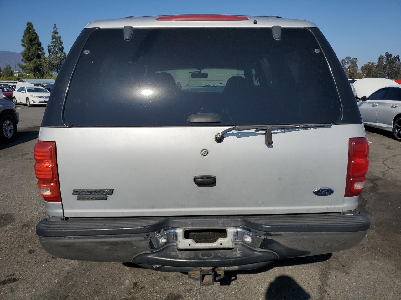 2001 Ford Expedition Xlt VIN: 1FMRU15W61LA87882 Lot: 81717505