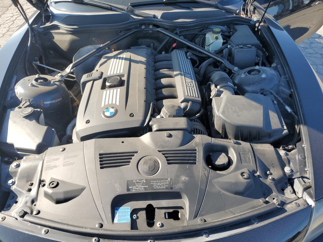 2007 BMW Z4 3.0 VIN: 4USBU33507LW71998 Lot: 81133895