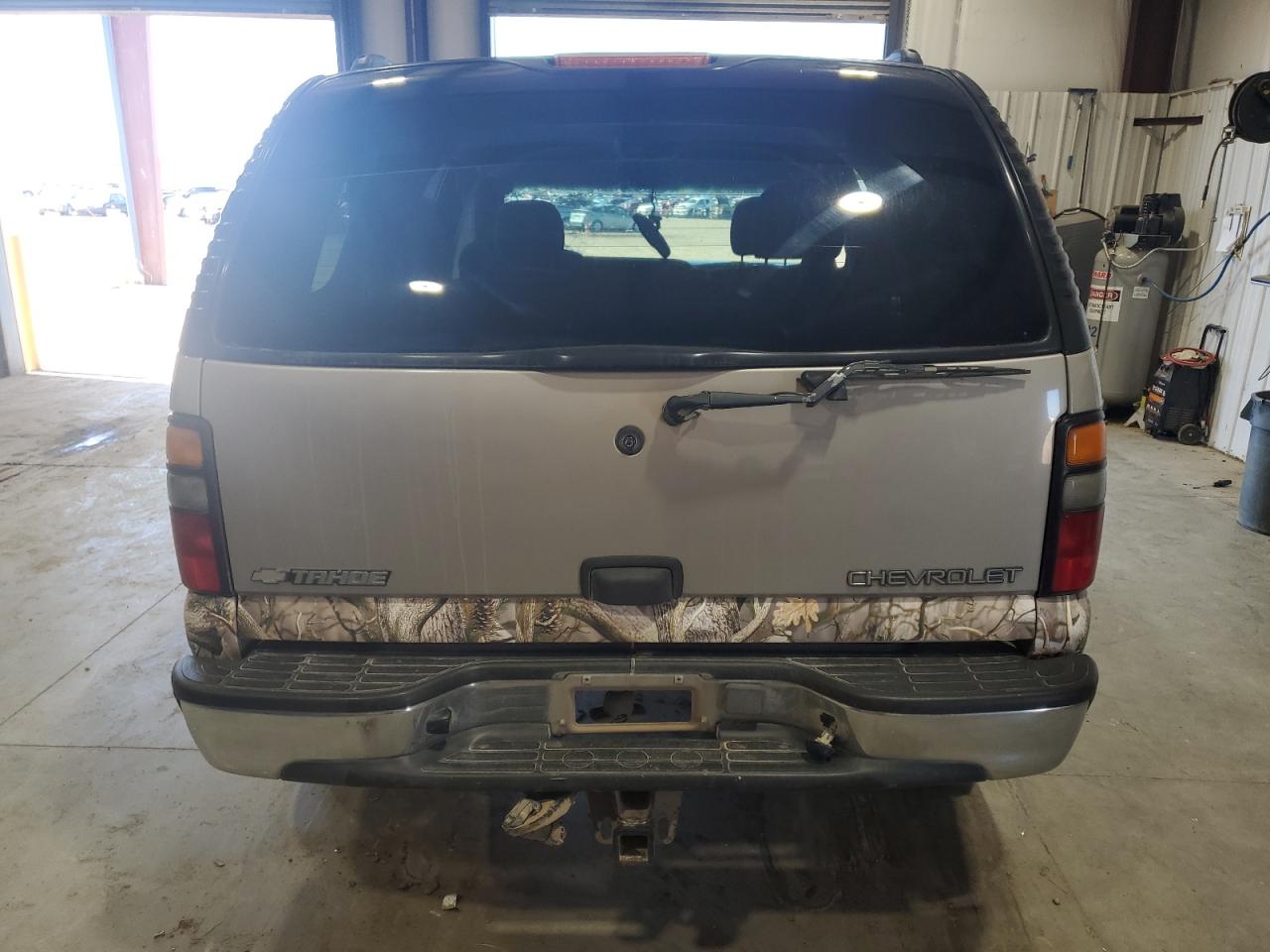 2004 Chevrolet Tahoe K1500 VIN: 1GNEK13Z84JY38943 Lot: 81457975