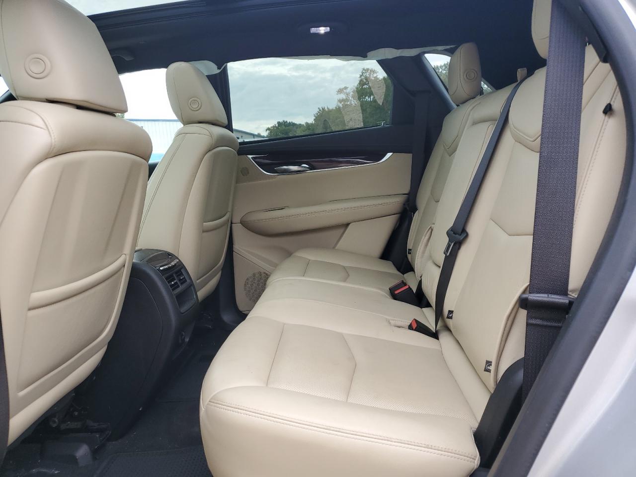 2019 Cadillac Xt5 Premium Luxury VIN: 1GYKNERSXKZ155515 Lot: 84229885