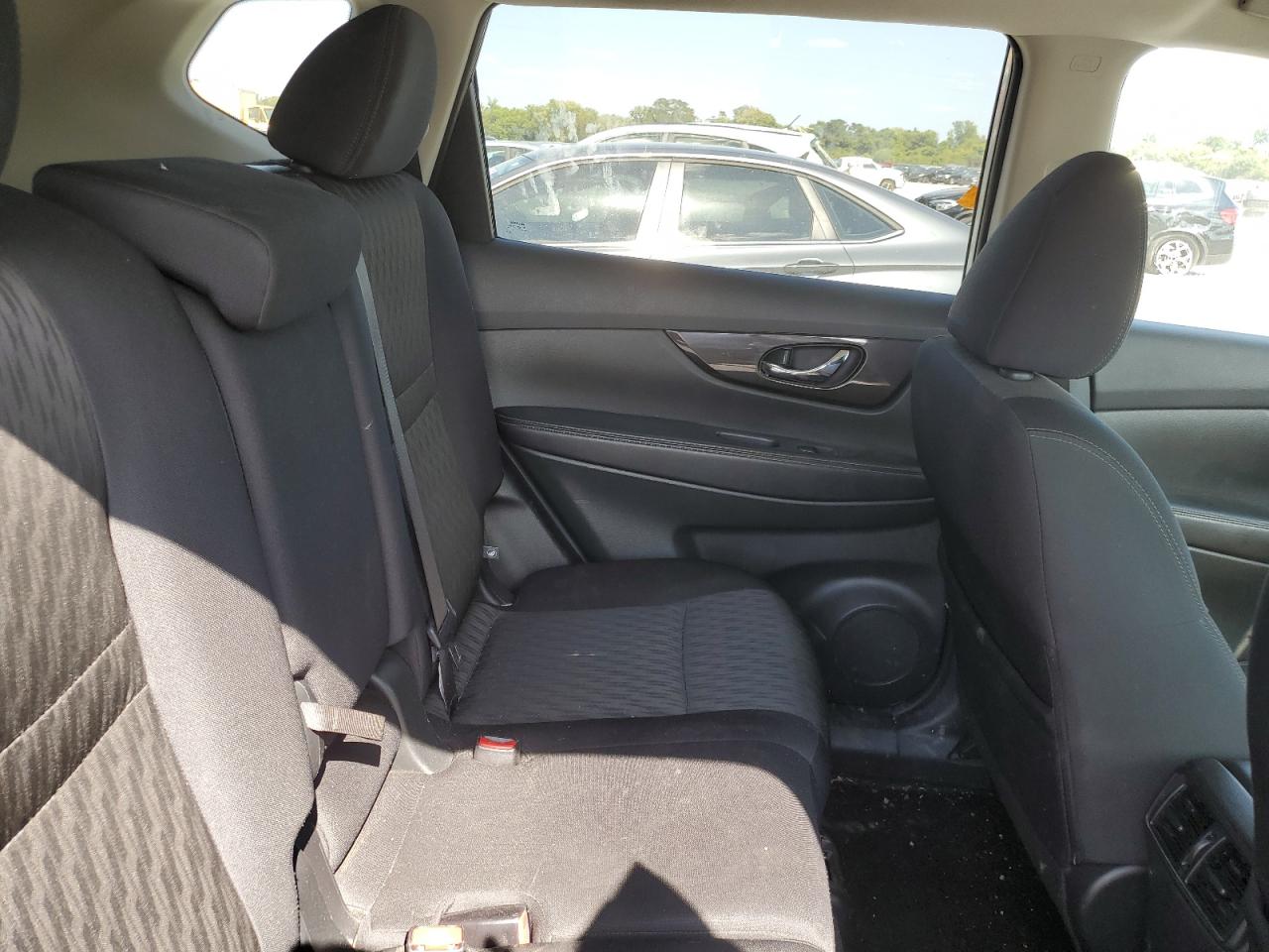 2018 Nissan Rogue S VIN: 5N1AT2MT6JC766371 Lot: 83851315