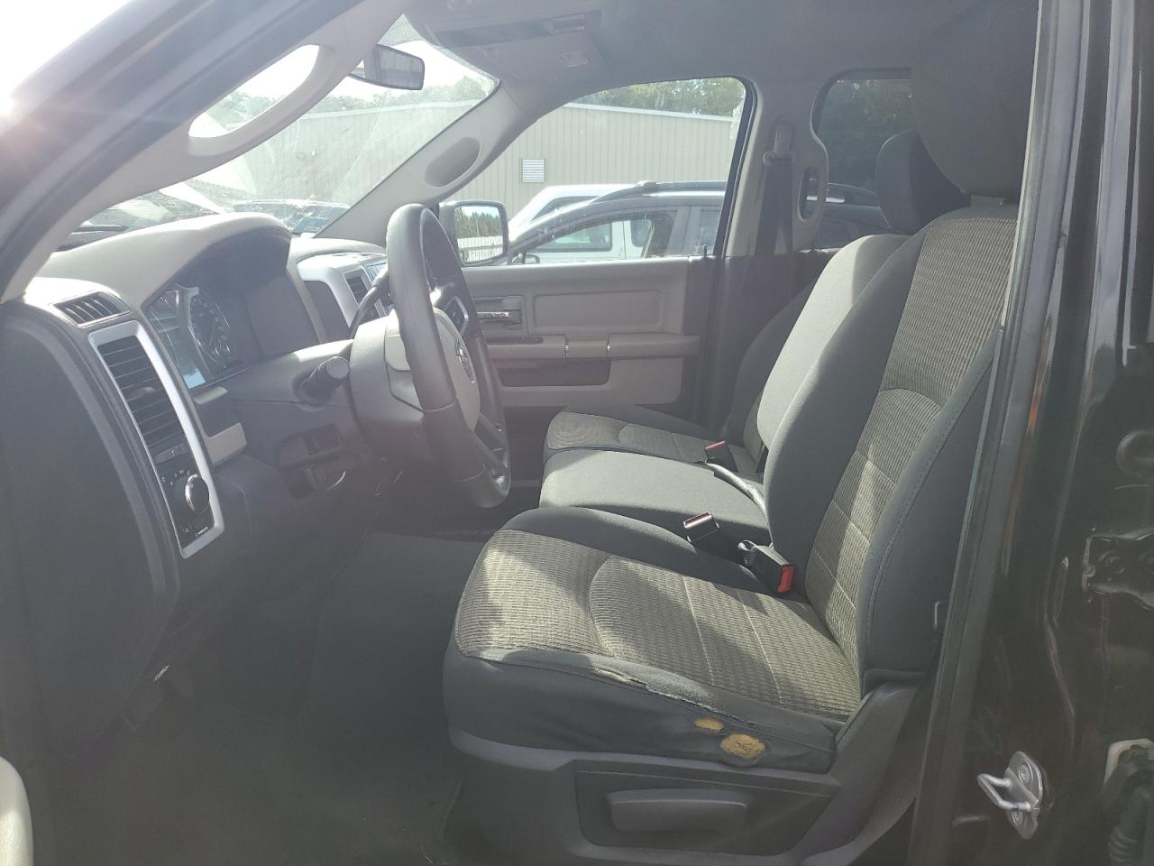 2010 Dodge Ram 1500 VIN: 1D7RV1CP6AS105919 Lot: 71686285