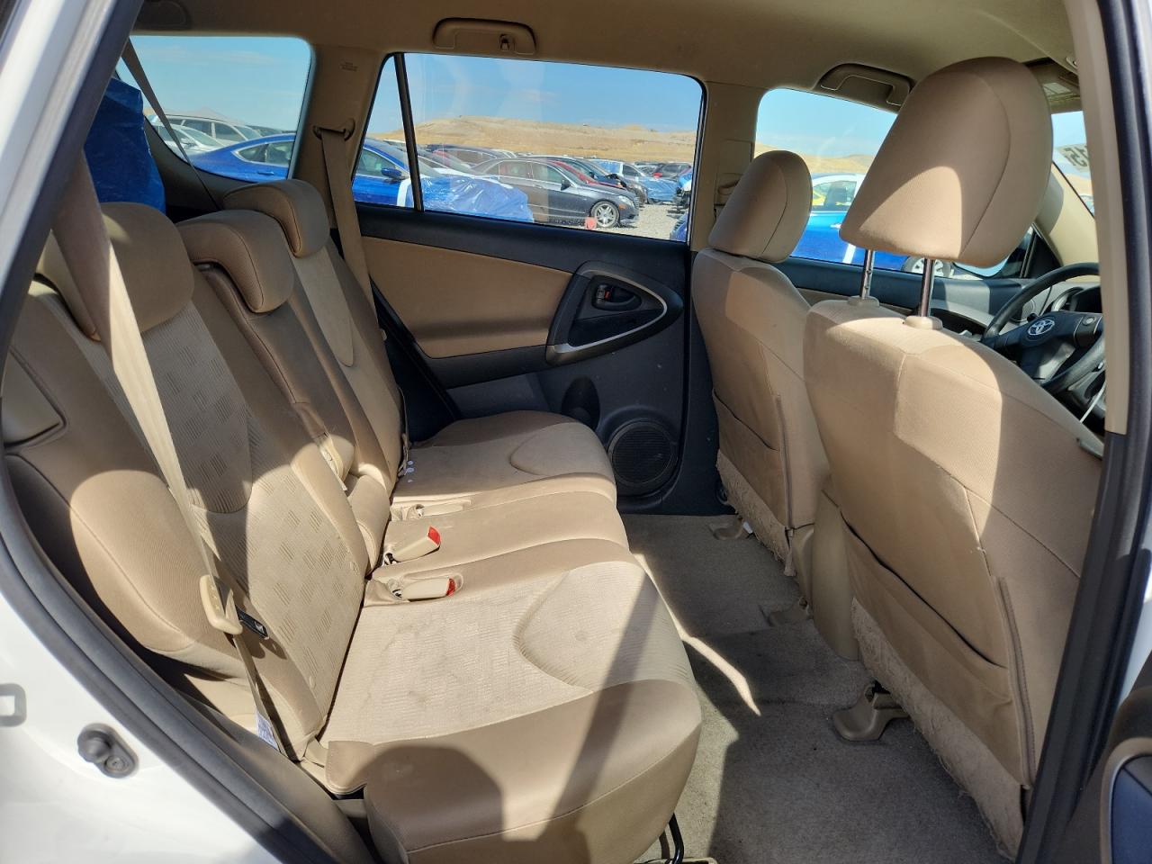 2010 Toyota Rav4 VIN: JTMBF4DV2AD027067 Lot: 84422415