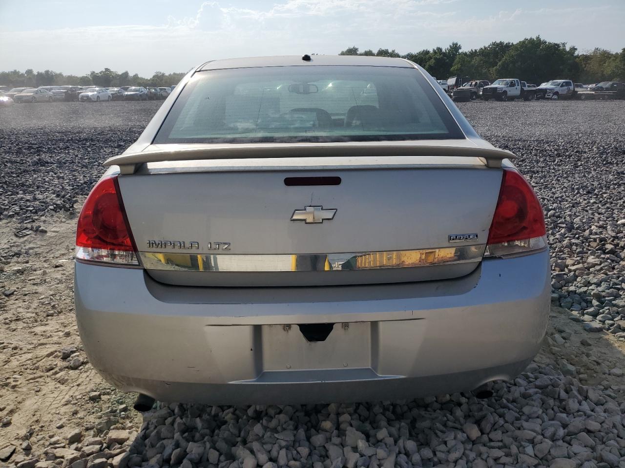 2008 Chevrolet Impala Ltz VIN: 2G1WU583681262088 Lot: 85121645