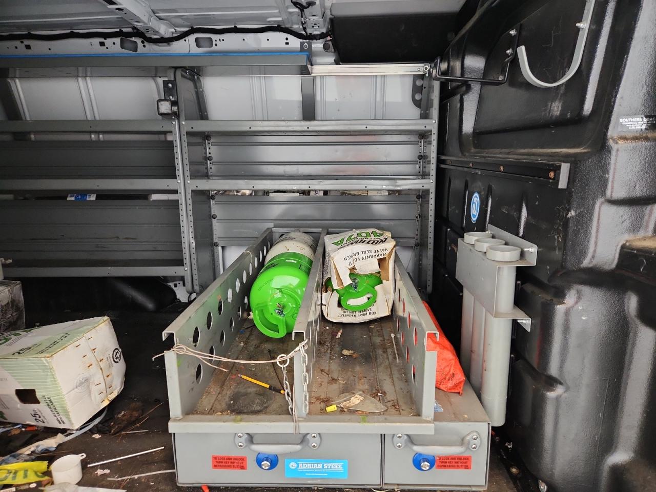 2017 Ford Transit T-250 VIN: 1FTYR1YM5HKB55567 Lot: 81674205