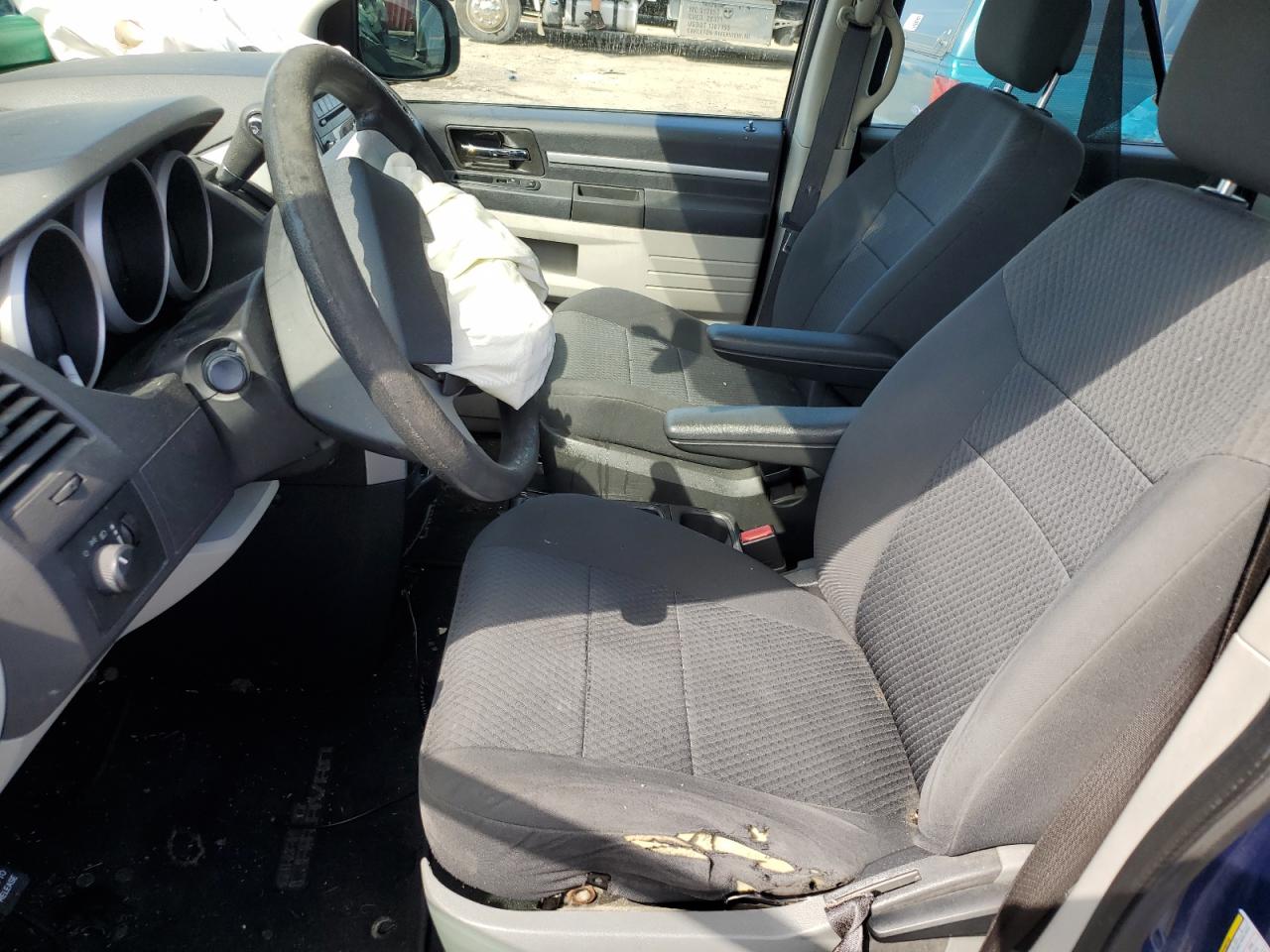 2010 Dodge Grand Caravan Se VIN: 2D4RN4DE9AR281330 Lot: 84252185