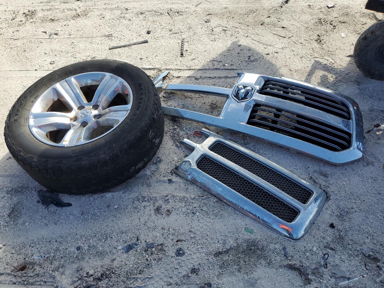 2015 Ram 1500 Slt VIN: 1C6RR7LM2FS632216 Lot: 84201285