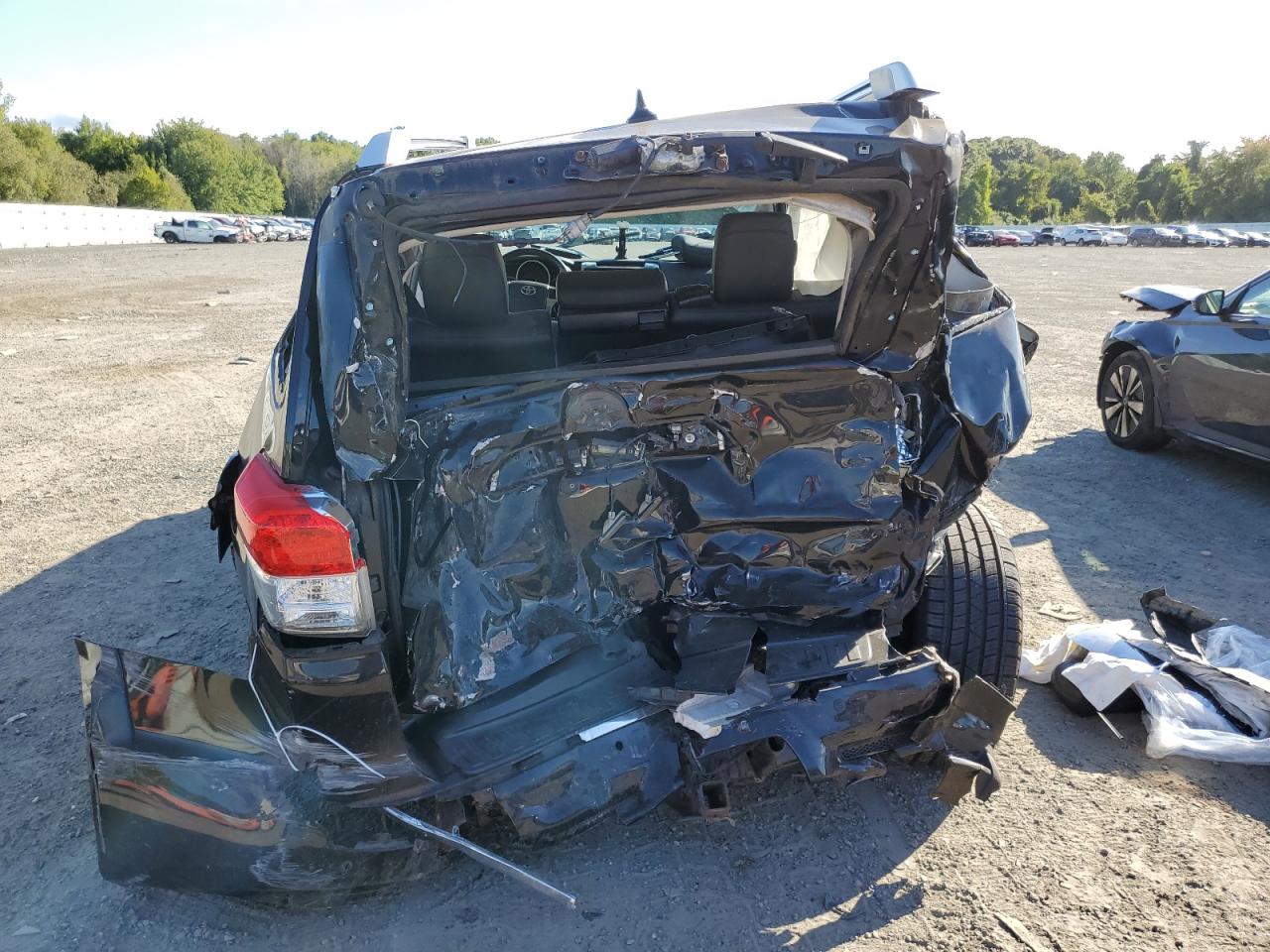 2011 Toyota 4Runner Sr5 VIN: JTEBU5JR5B5049090 Lot: 70593565