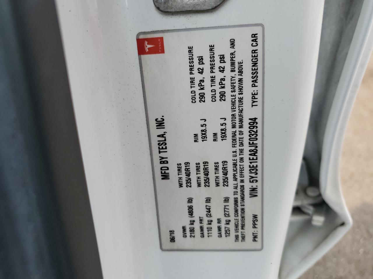 2018 Tesla Model 3 VIN: 5YJ3E1EA8JF032994 Lot: 81706705