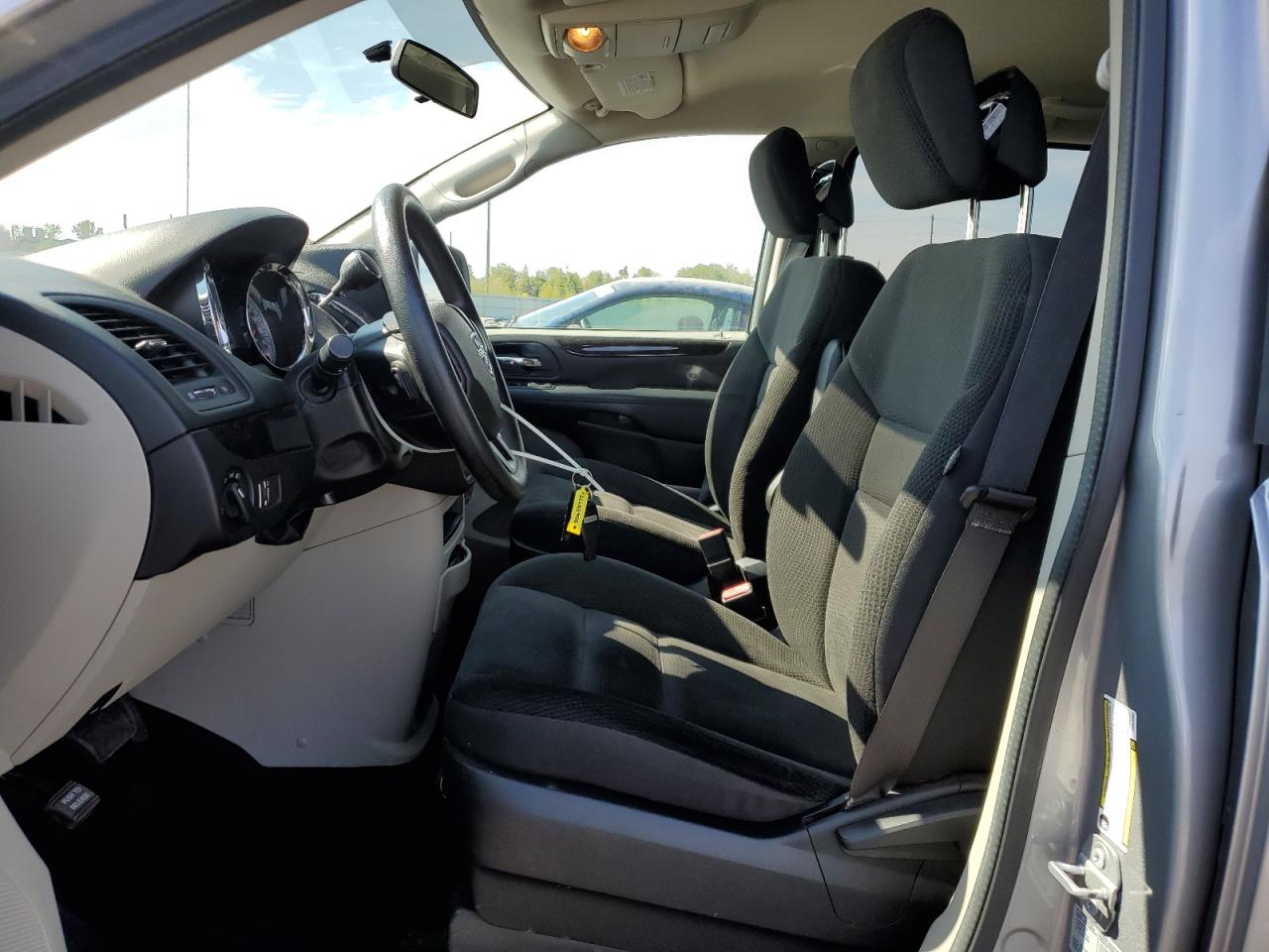 2017 Dodge Grand Caravan Se VIN: 2C4RDGBG2HR815302 Lot: 80650775