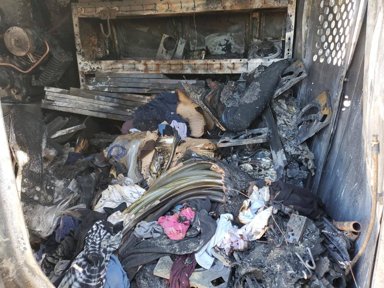 2021 Chevrolet Express G2500 VIN: 1GCWGAF73M1164830 Lot: 80658115