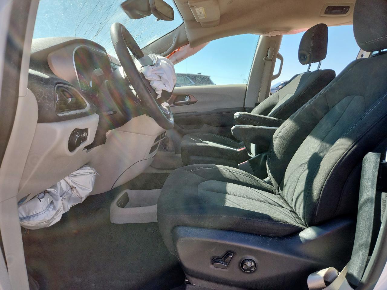 2023 Chrysler Voyager Lx VIN: 2C4RC1CG4PR606351 Lot: 81705365