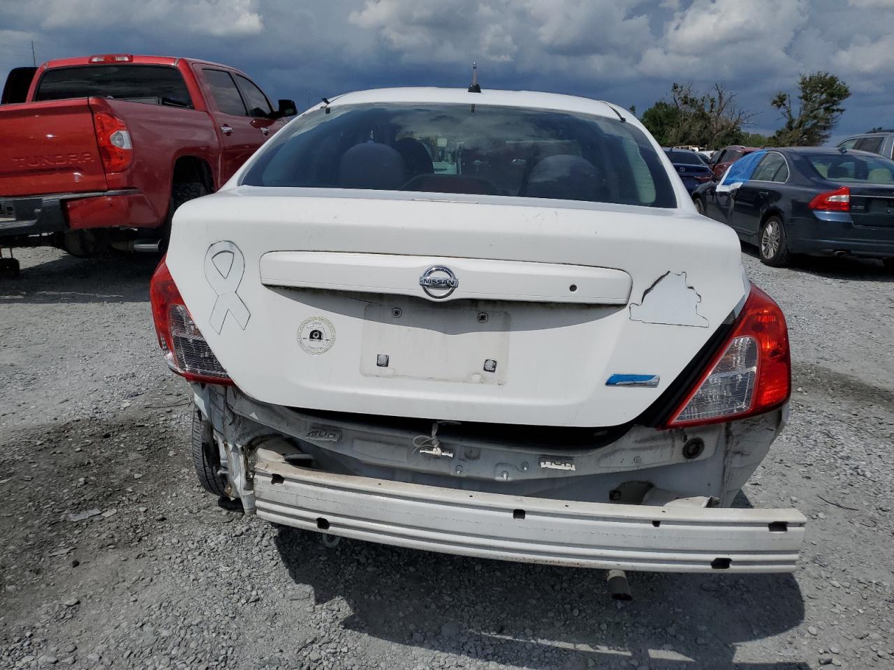 2014 Nissan Versa S VIN: 3N1CN7AP5EL852456 Lot: 81069215
