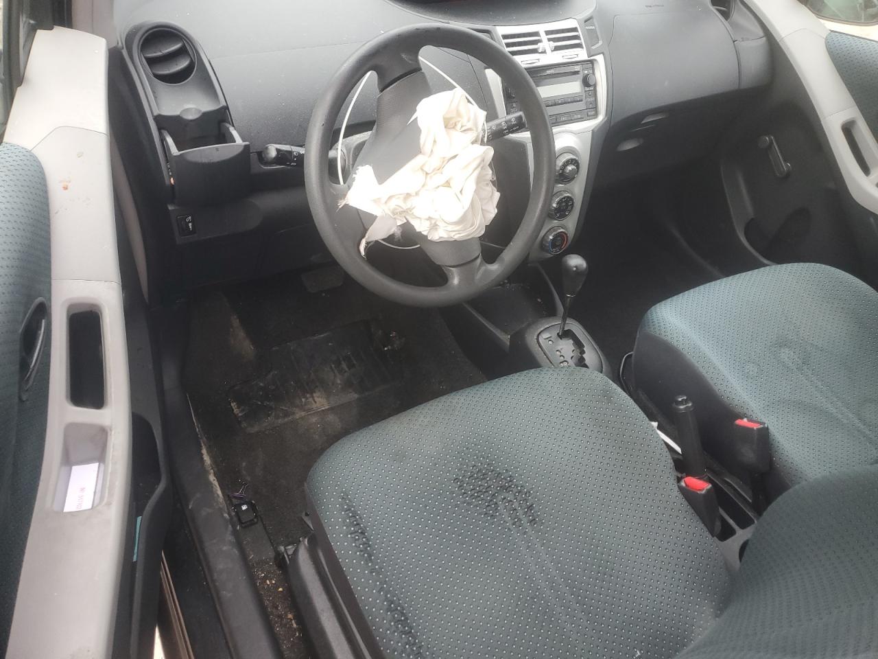 2007 Toyota Yaris VIN: JTDJT923775123704 Lot: 80174615