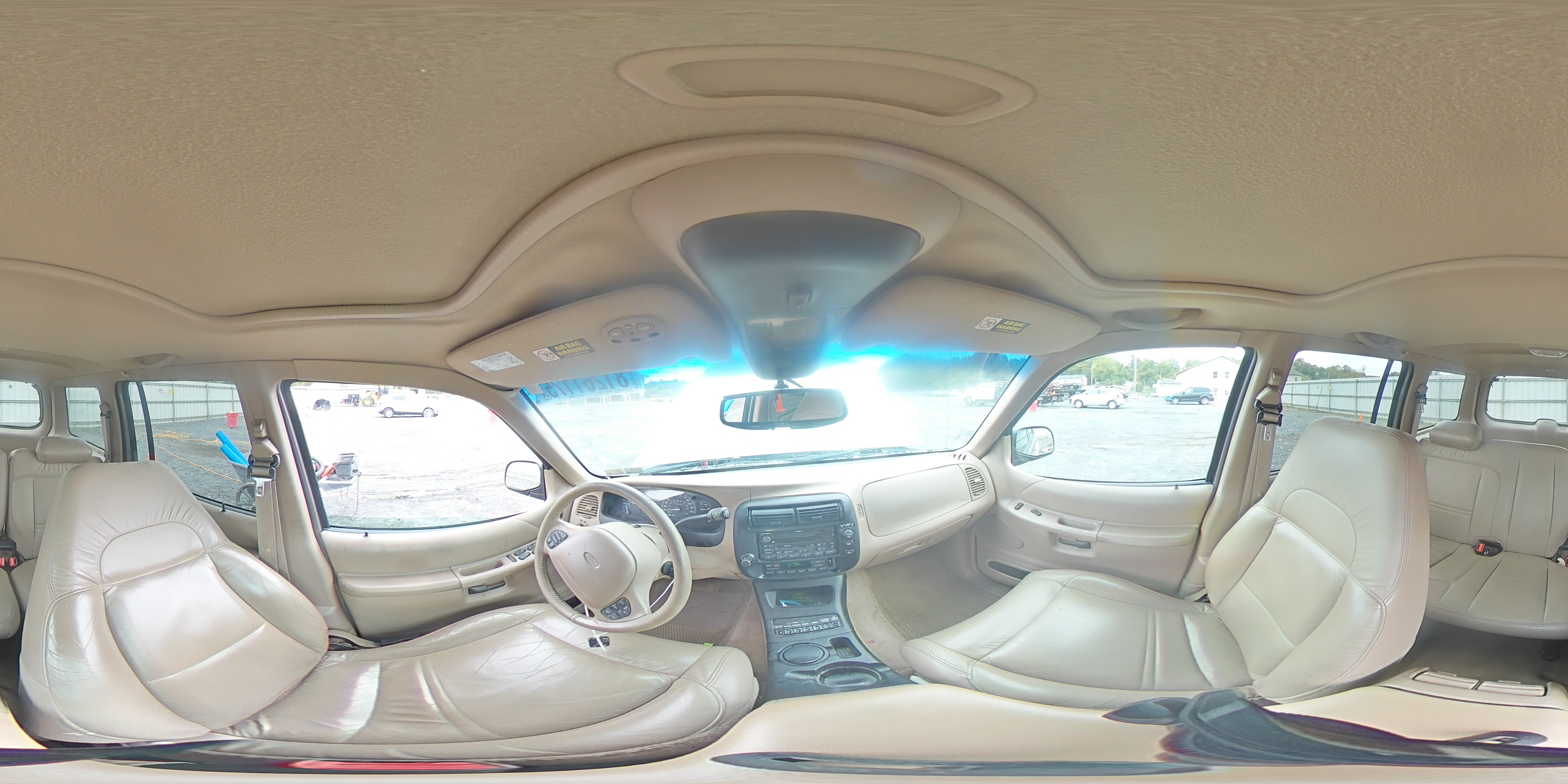 2000 Ford Explorer Eddie Bauer VIN: 1FMDU84P0YZA54493 Lot: 81261175