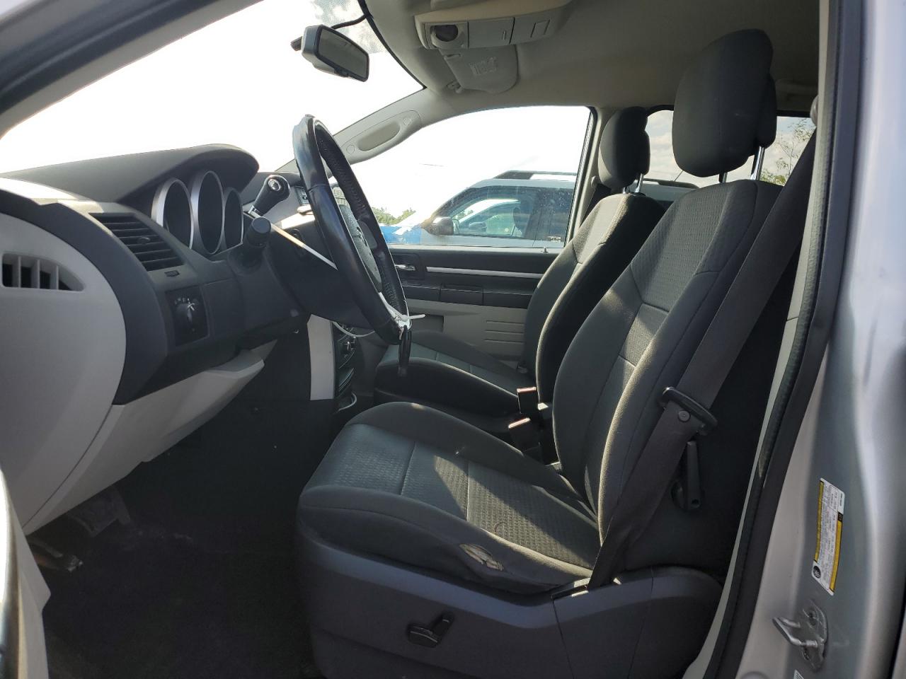 2010 Dodge Grand Caravan Se VIN: 2D4RN4DE8AR361850 Lot: 69758555