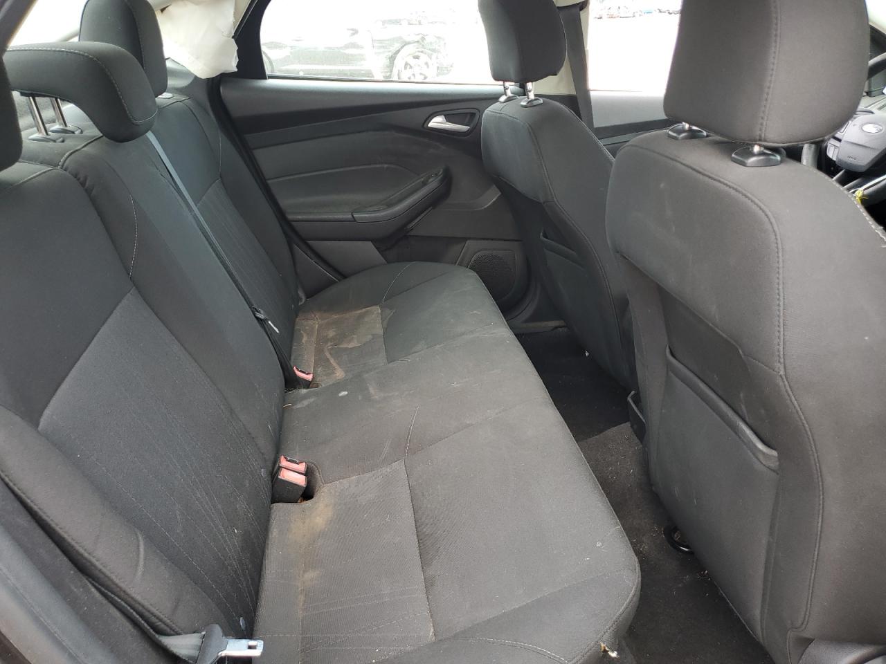 2016 Ford Focus Se VIN: 1FADP3F28GL212442 Lot: 81293965