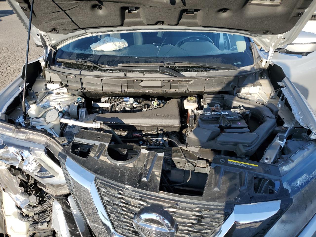 2017 Nissan Rogue S VIN: KNMAT2MV9HP530712 Lot: 81701115