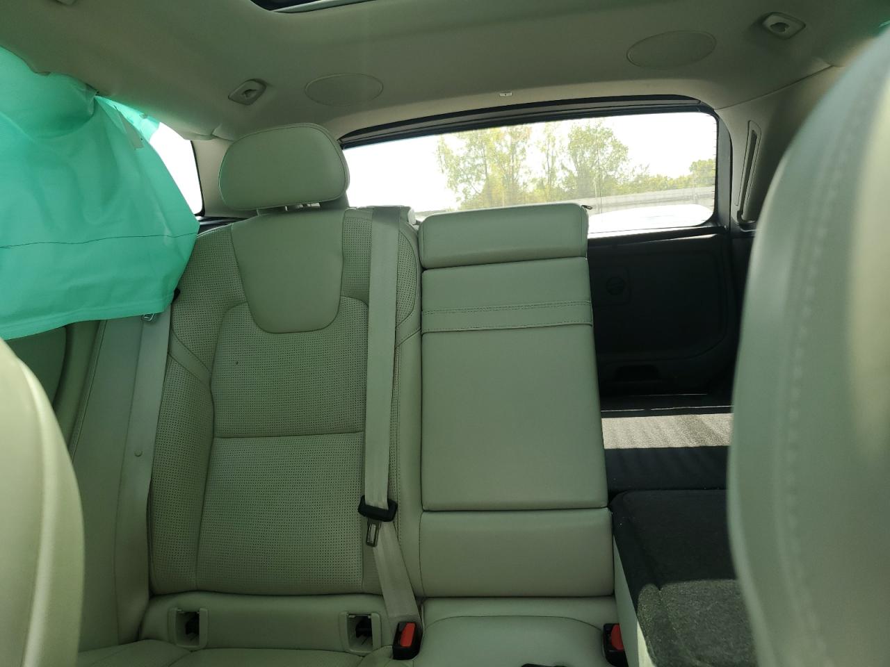 2019 Volvo Xc60 T5 Inscription VIN: LYV102DL4KB289815 Lot: 80203245