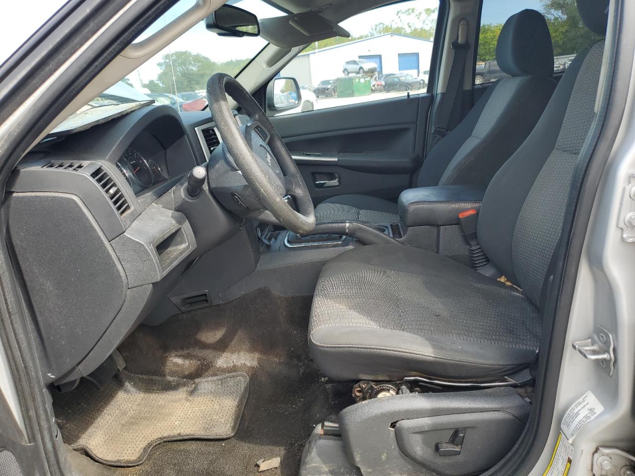 2010 Jeep Grand Cherokee Laredo VIN: 1J4PR4GK5AC147850 Lot: 80473765