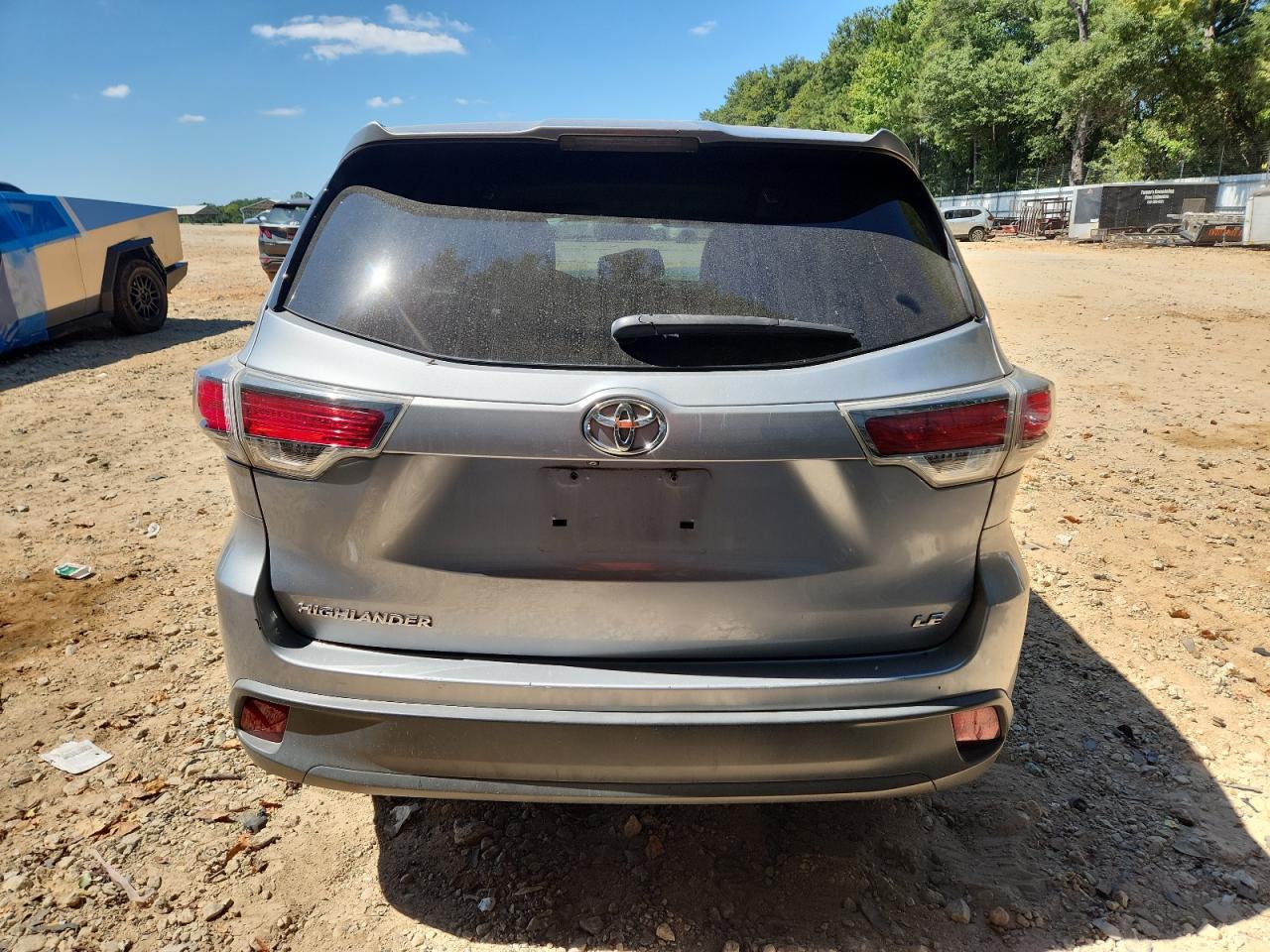2015 Toyota Highlander Le VIN: 5TDZARFH7FS009807 Lot: 80147465