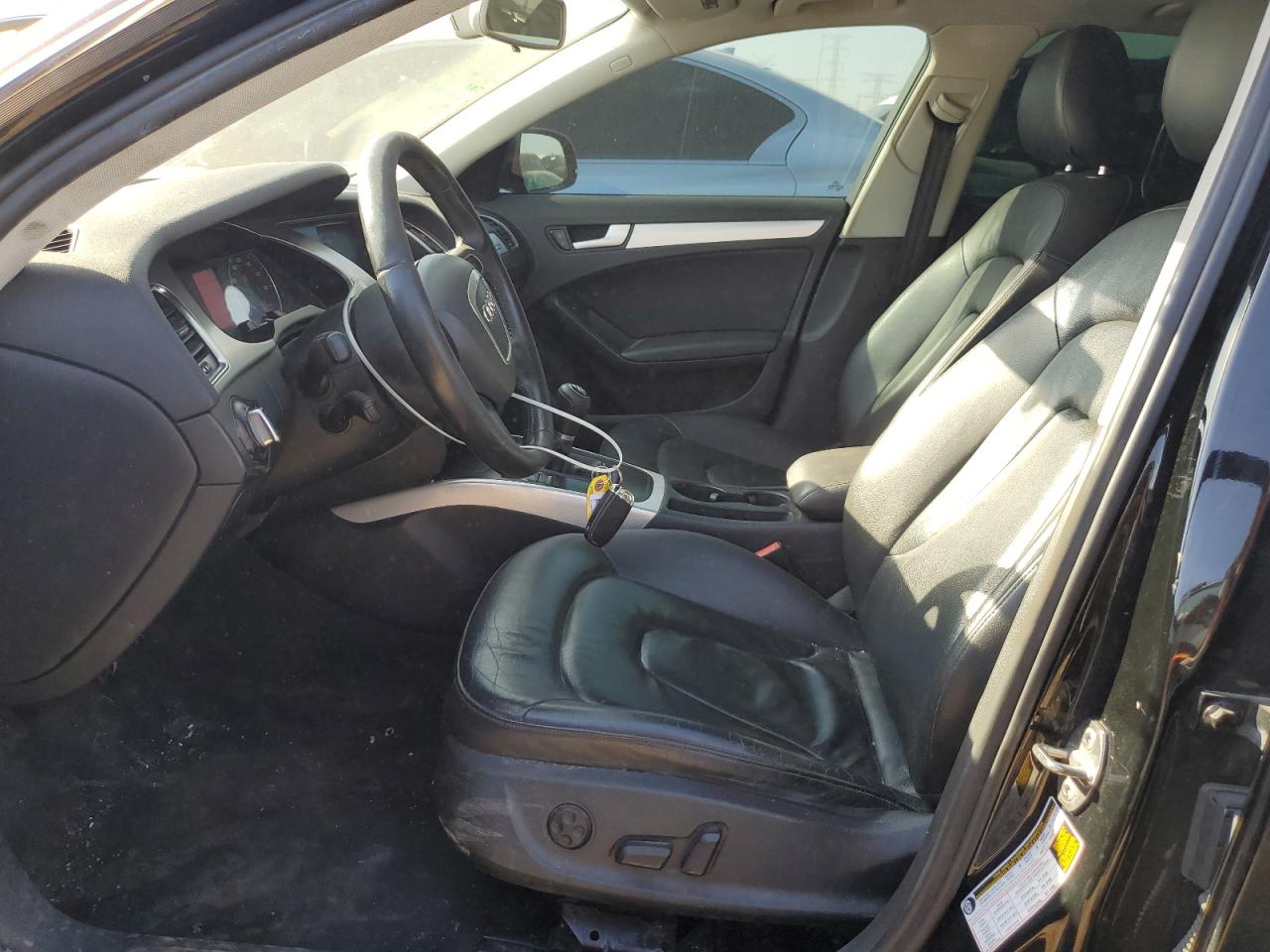 2010 Audi A4 Premium Plus VIN: WAUHFAFL1AN049900 Lot: 81774735