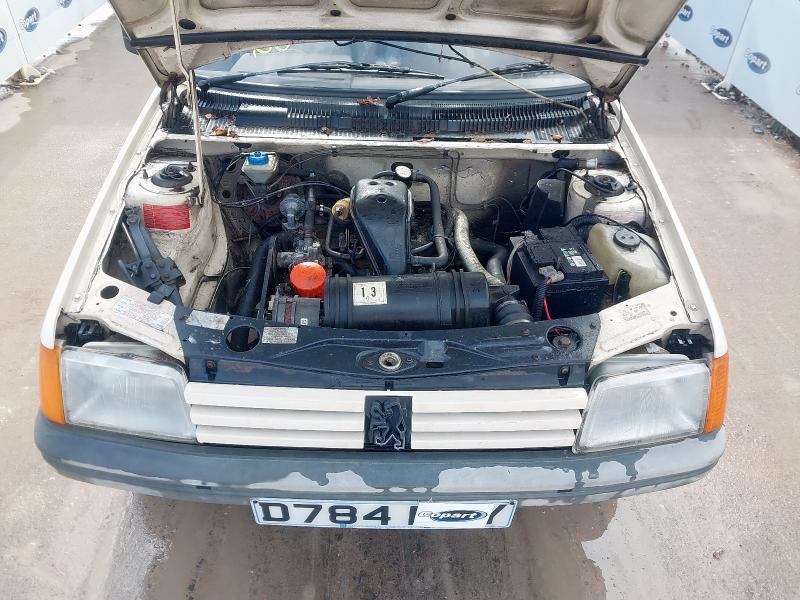 1986 PEUGEOT 205 GR 