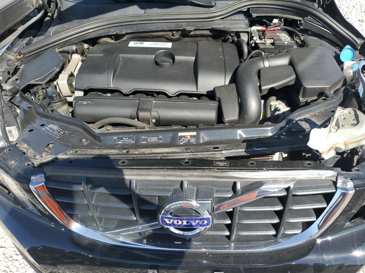 2011 Volvo Xc60 3.2 VIN: YV4952DZ7B2220186 Lot: 84383615