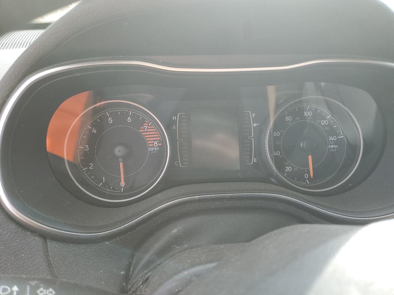 2019 Jeep Cherokee Latitude VIN: 1C4PJMCX5KD192006 Lot: 72039595