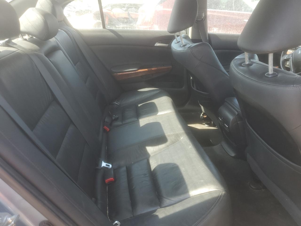 2011 Honda Accord Exl VIN: 1HGCP2F89BA068149 Lot: 81000345