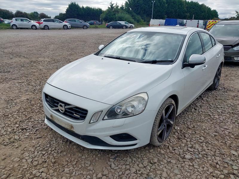 VOLVO S60 R-DESI 2012