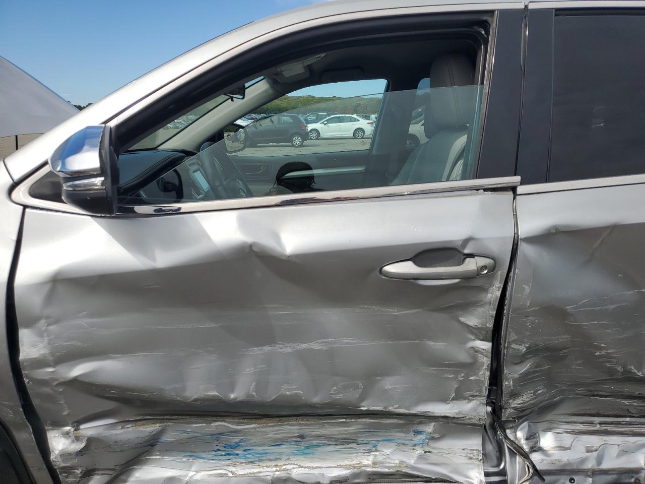 2014 Toyota Highlander Le VIN: 5TDBKRFH3ES044955 Lot: 71030155