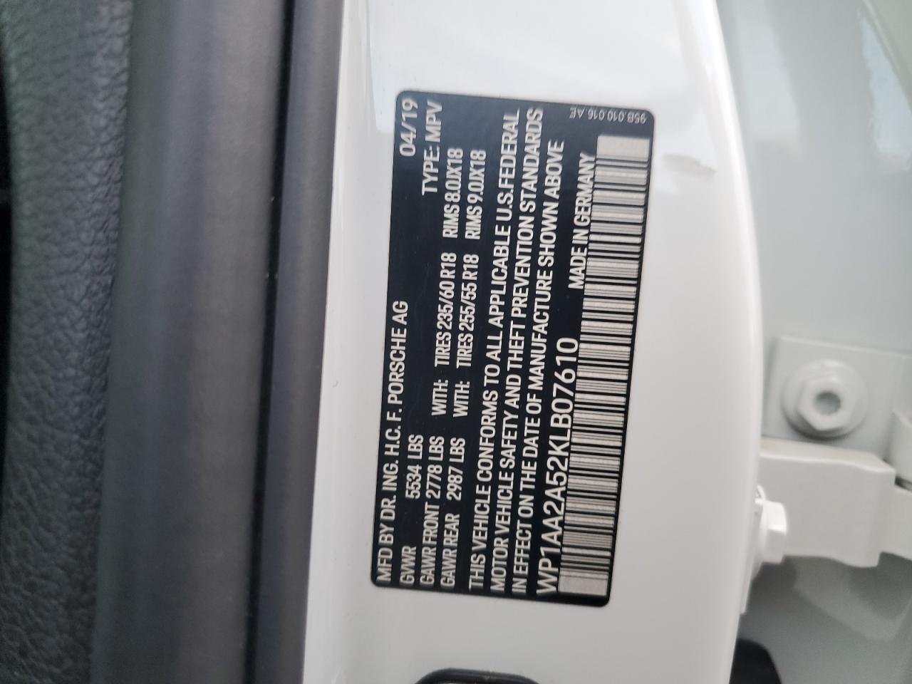 2019 Porsche Macan VIN: WP1AA2A52KLB07610 Lot: 81696755