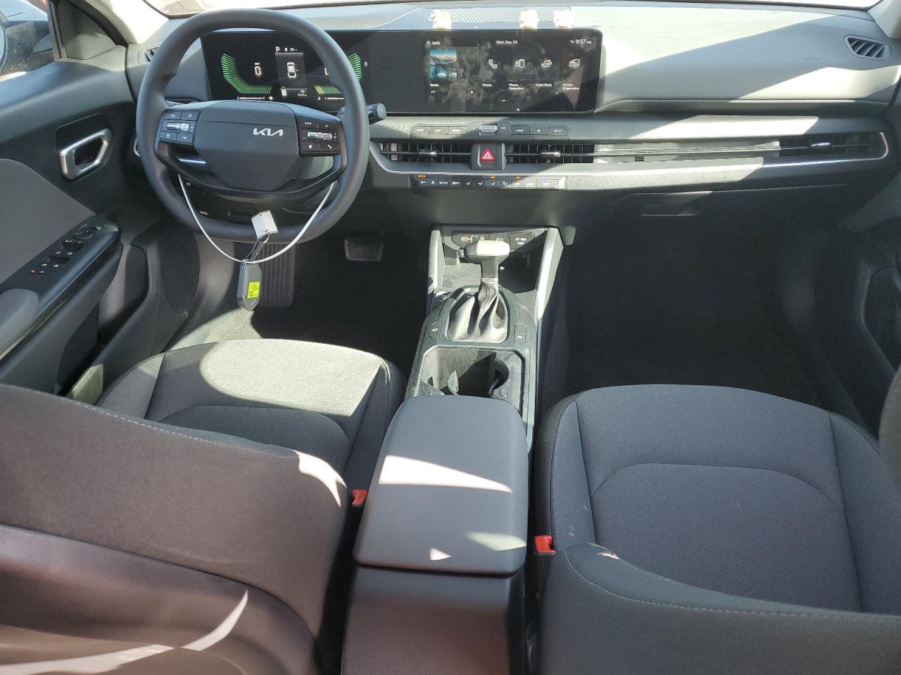 2025 Kia K4 Lx VIN: 3KPFT4DE1SE076318 Lot: 81390185