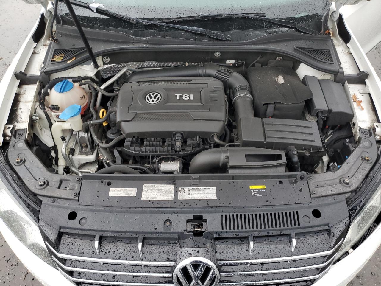 2015 Volkswagen Passat Sel VIN: 1VWCT7A32FC062672 Lot: 81548535