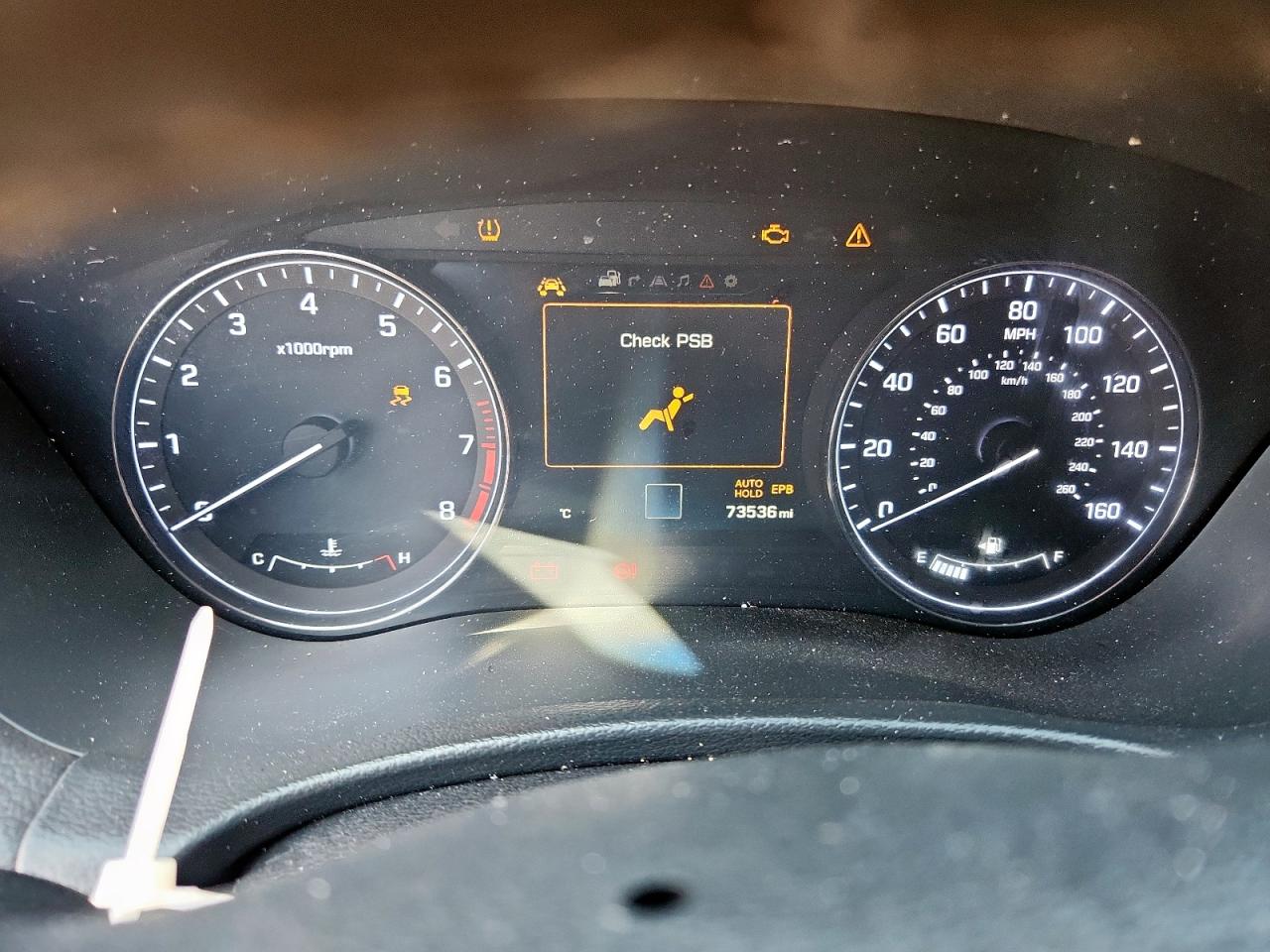 2016 Hyundai Genesis 3.8L VIN: KMHGN4JE9GU138300 Lot: 81829415