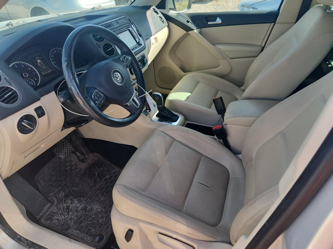 2012 Volkswagen Tiguan S VIN: WVGBV7AX6CW575831 Lot: 80862385