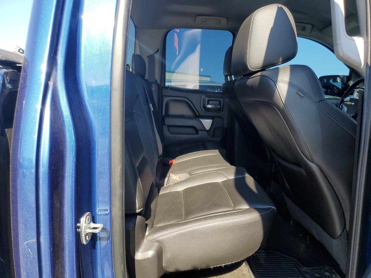 2015 Chevrolet Silverado K1500 Lt VIN: 1GCVKREC2FZ378459 Lot: 80175035