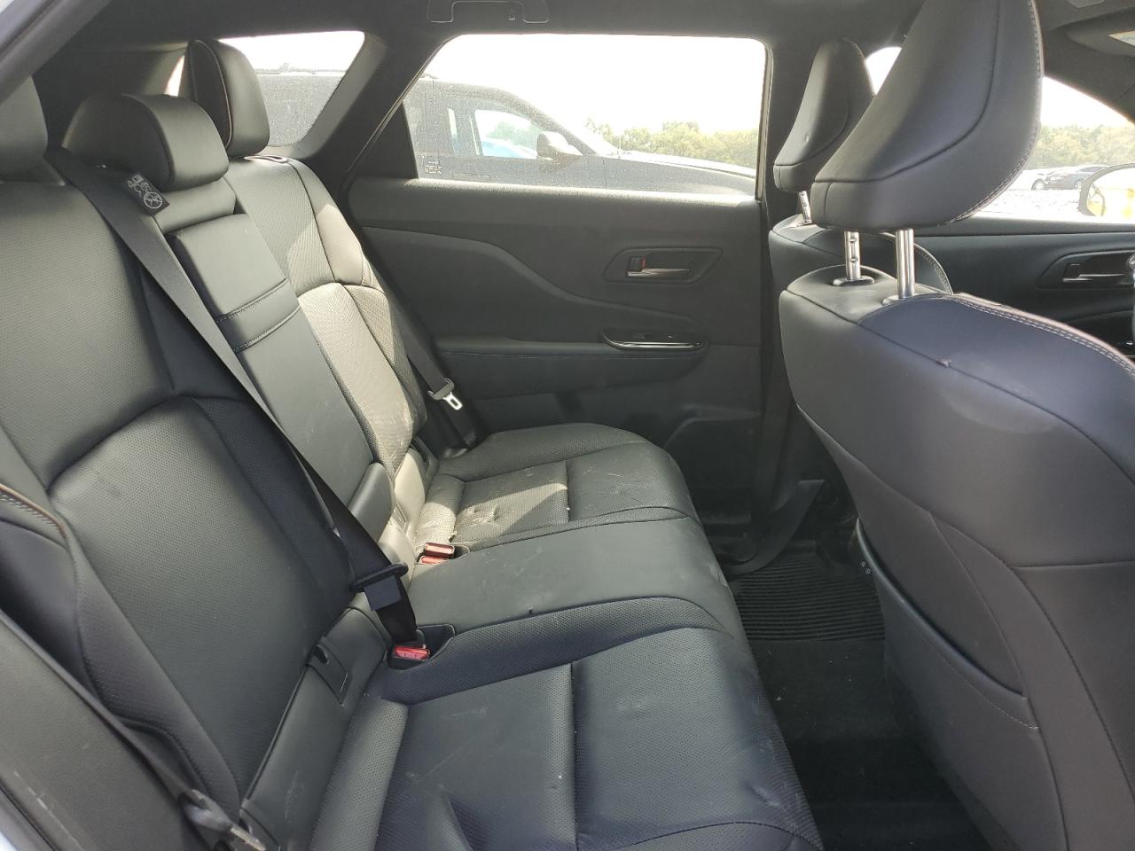 2025 Toyota Crown Signia Xle VIN: JTDACAAJ9S3004574 Lot: 71986455