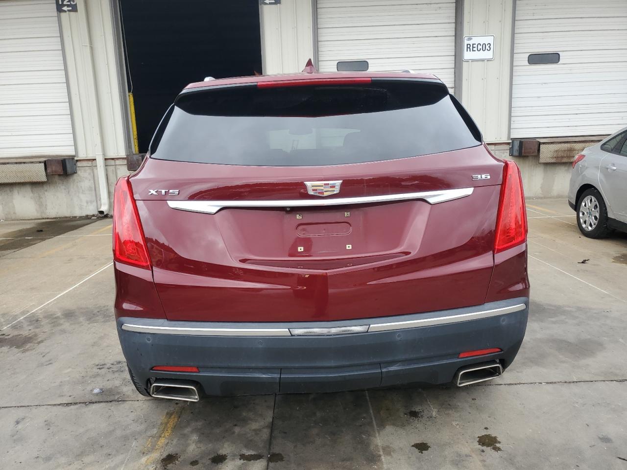 2017 Cadillac Xt5 Luxury VIN: 1GYKNBRS8HZ100956 Lot: 82044675