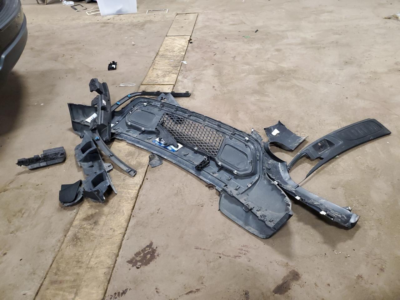 2018 Jeep Grand Cherokee Laredo VIN: 1C4RJFAG1JC183671 Lot: 83782715