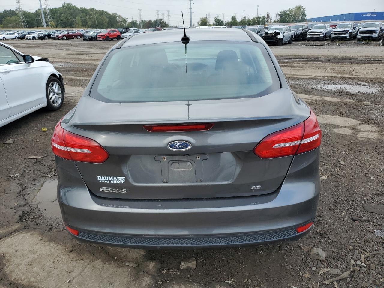 2017 Ford Focus Se VIN: 1FADP3F2XHL209446 Lot: 83966925