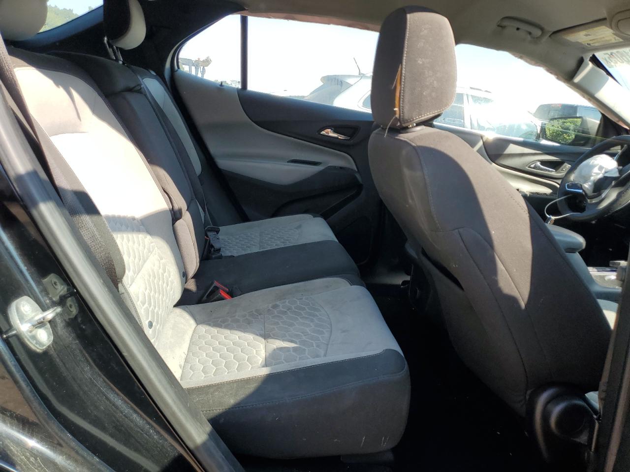 2018 Chevrolet Equinox Ls VIN: 3GNAXREV2JL134917 Lot: 81421605