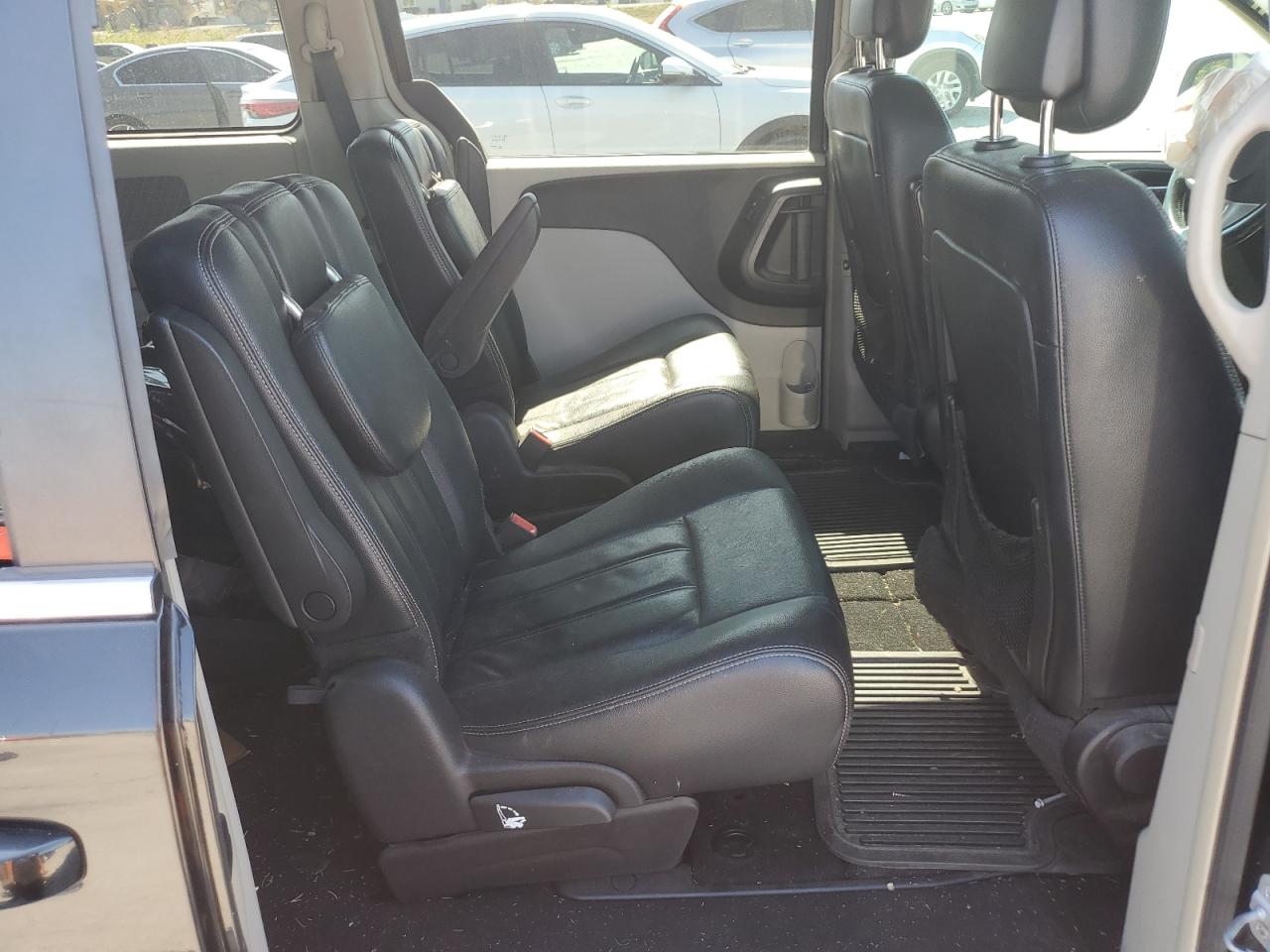 2016 Chrysler Town & Country Touring VIN: 2C4RC1BGXGR301180 Lot: 80942375