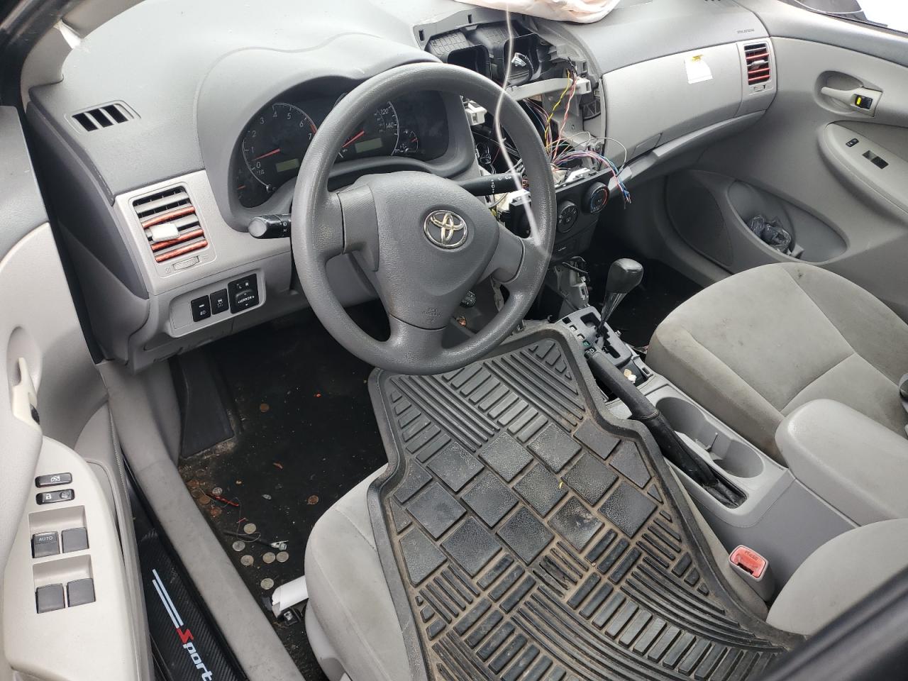 2009 Toyota Corolla Base VIN: 1NXBU40E99Z138735 Lot: 70665815