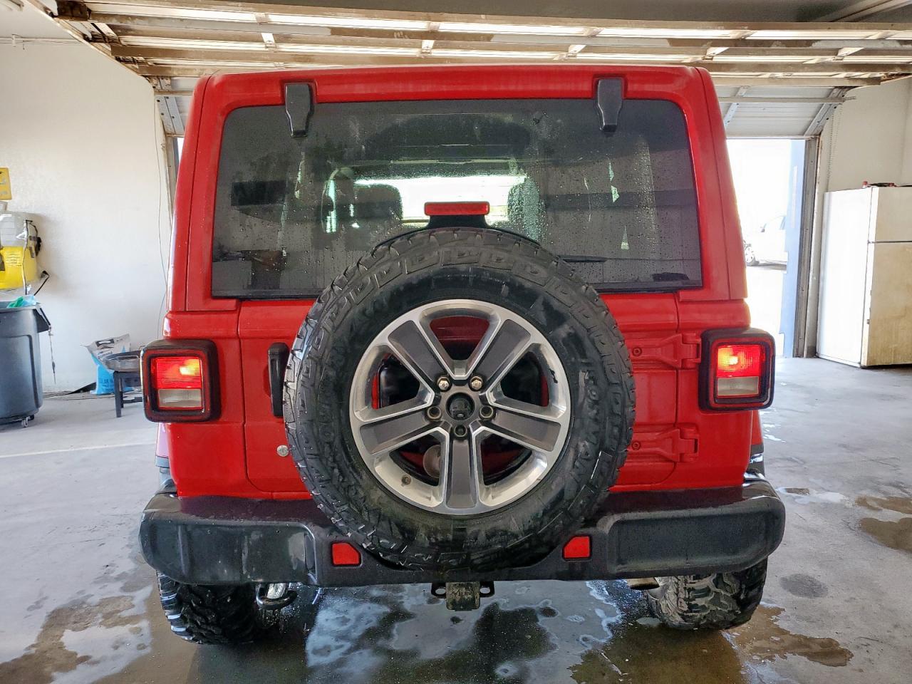 2020 Jeep Wrangler Unlimited Sahara VIN: 1C4HJXEN3LW213183 Lot: 80379155