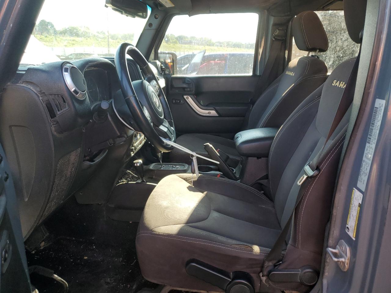 2015 Jeep Wrangler Unlimited Sahara VIN: 1C4BJWEG4FL556155 Lot: 70103095