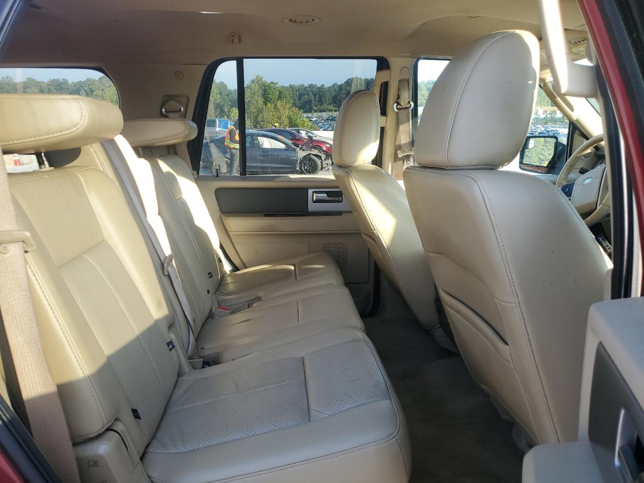 2014 Ford Expedition Xlt VIN: 1FMJU1J51EEF46322 Lot: 81748675